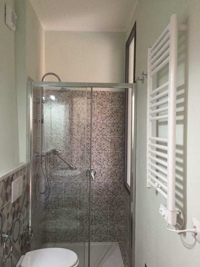 Bomarosa B&B Bosa Bagian luar foto